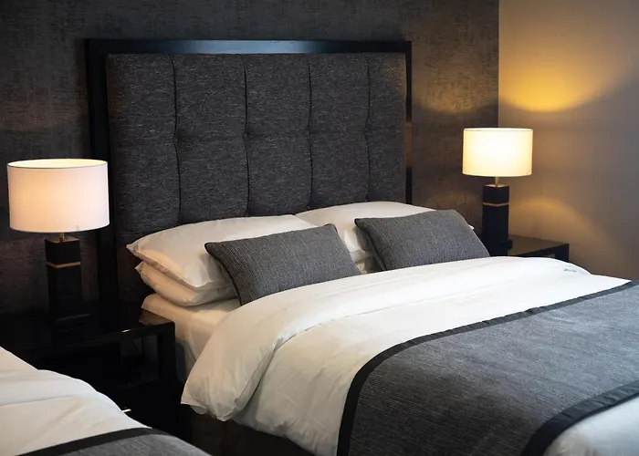 Killarney Oaks Hotel